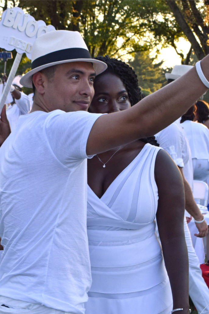 The All-White Affair: All White at Diner en Blanc 14