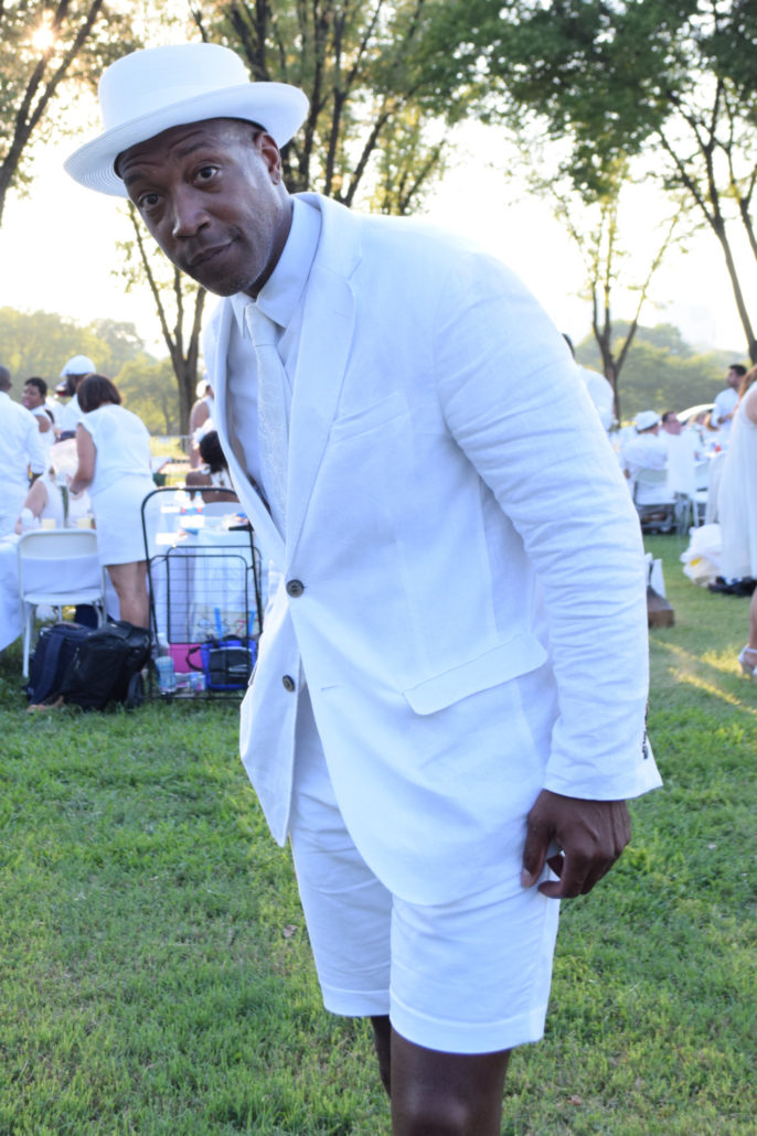 The All-White Affair: All White at Diner en Blanc3