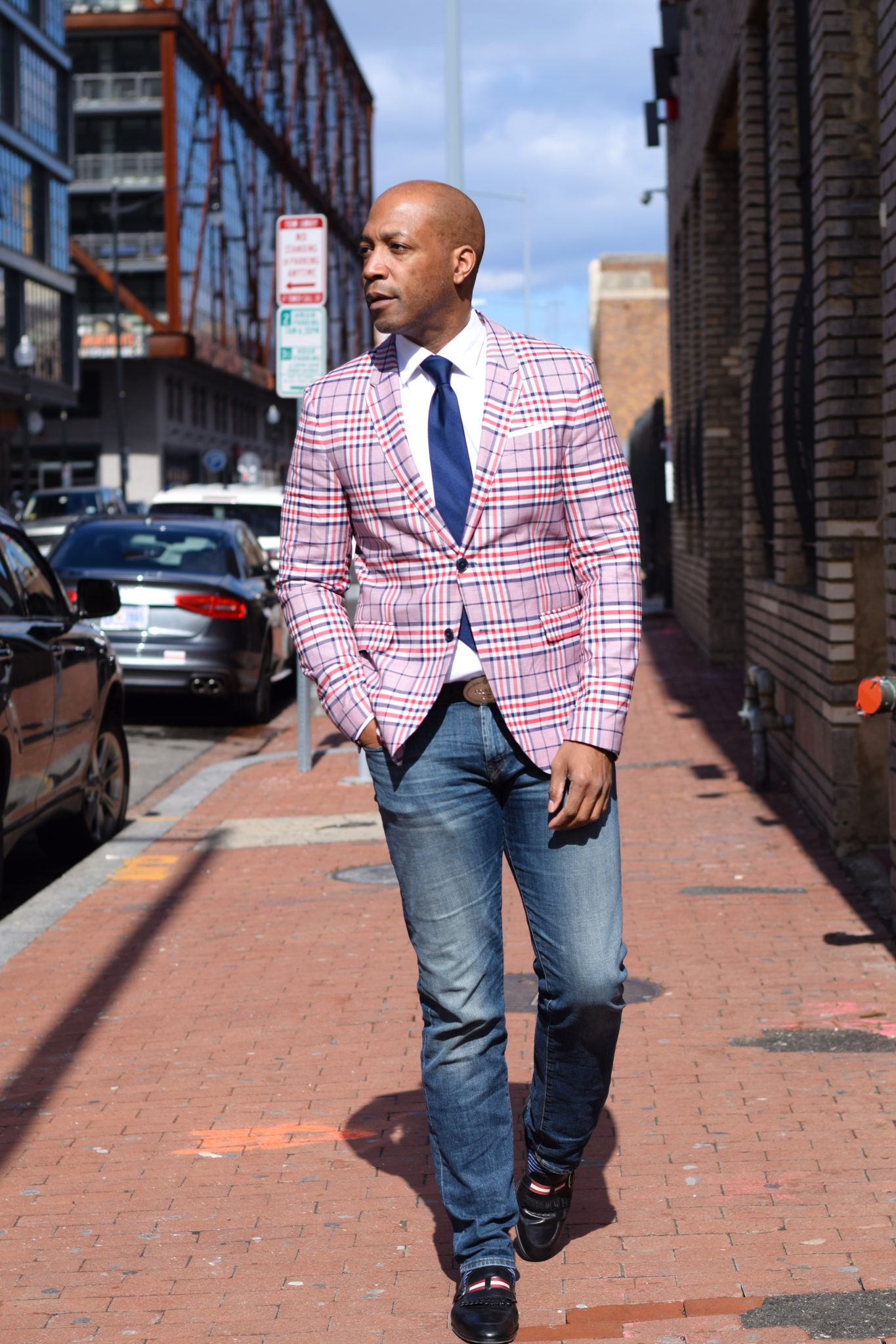 5 Ways to Style a Plaid Blazer