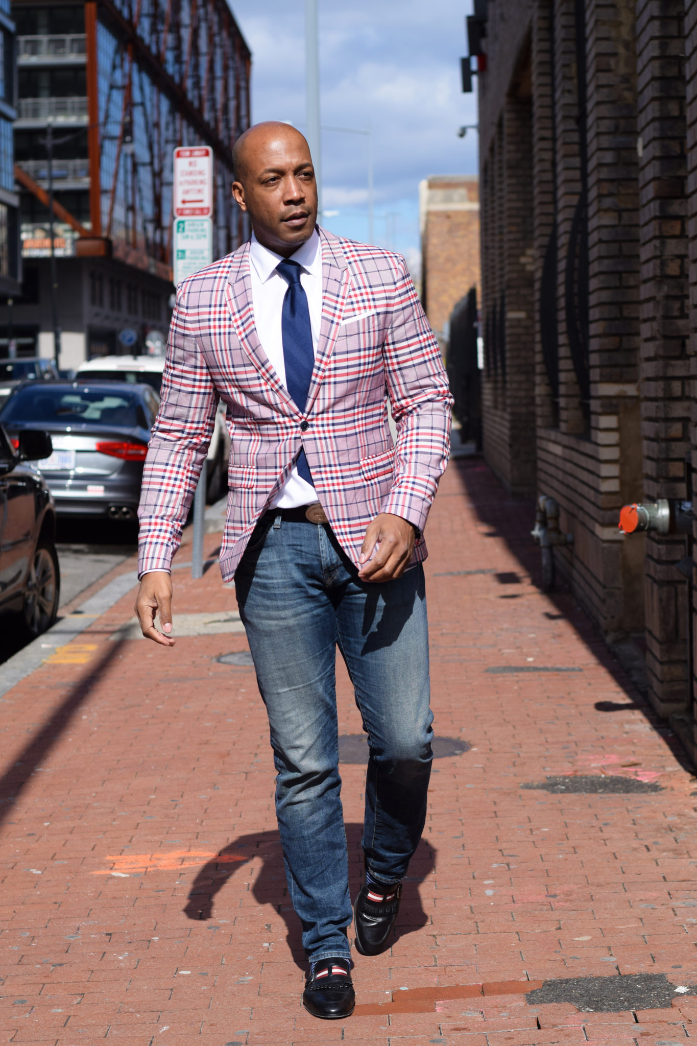 How to Style a Plaid Blazer for Fall