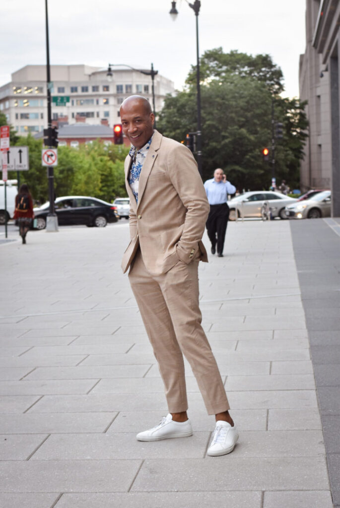 How to wear a Scotch and Soda suit